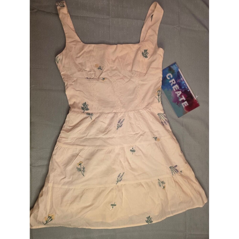 Bailey Rose Women's Embroidered Square-Neck Sundress   Size M